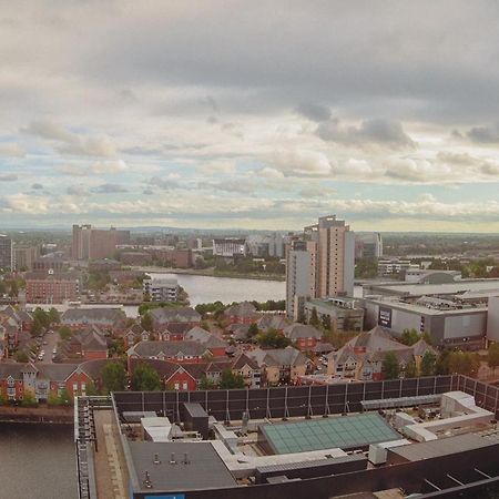 Hallsphere - Stunning Apartment Salford Quays Mánchester Exterior foto